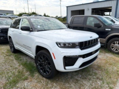 2026 Jeep Grand Cherokee GRAND CHEROKEE SUMMIT 4X4