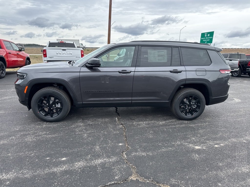 2025 Jeep Grand Cherokee L Altitude X 4x4