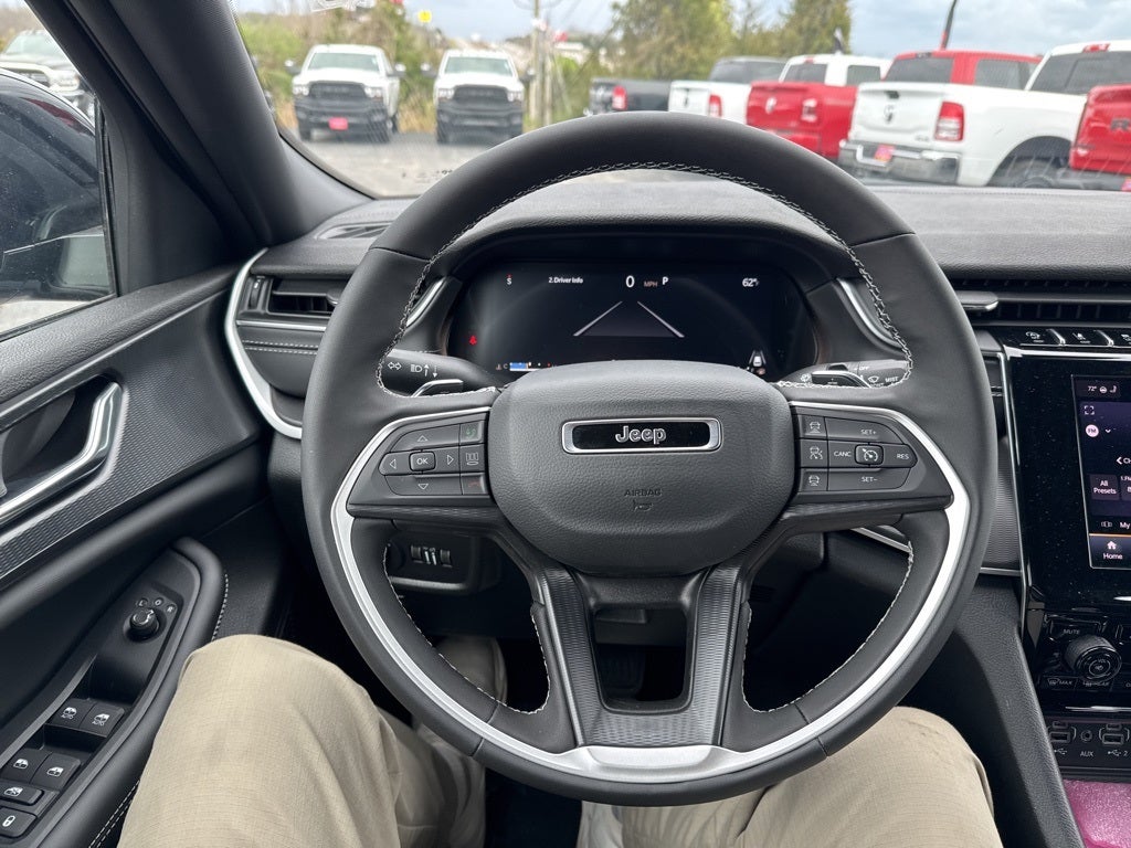 2025 Jeep Grand Cherokee L Altitude X 4x4