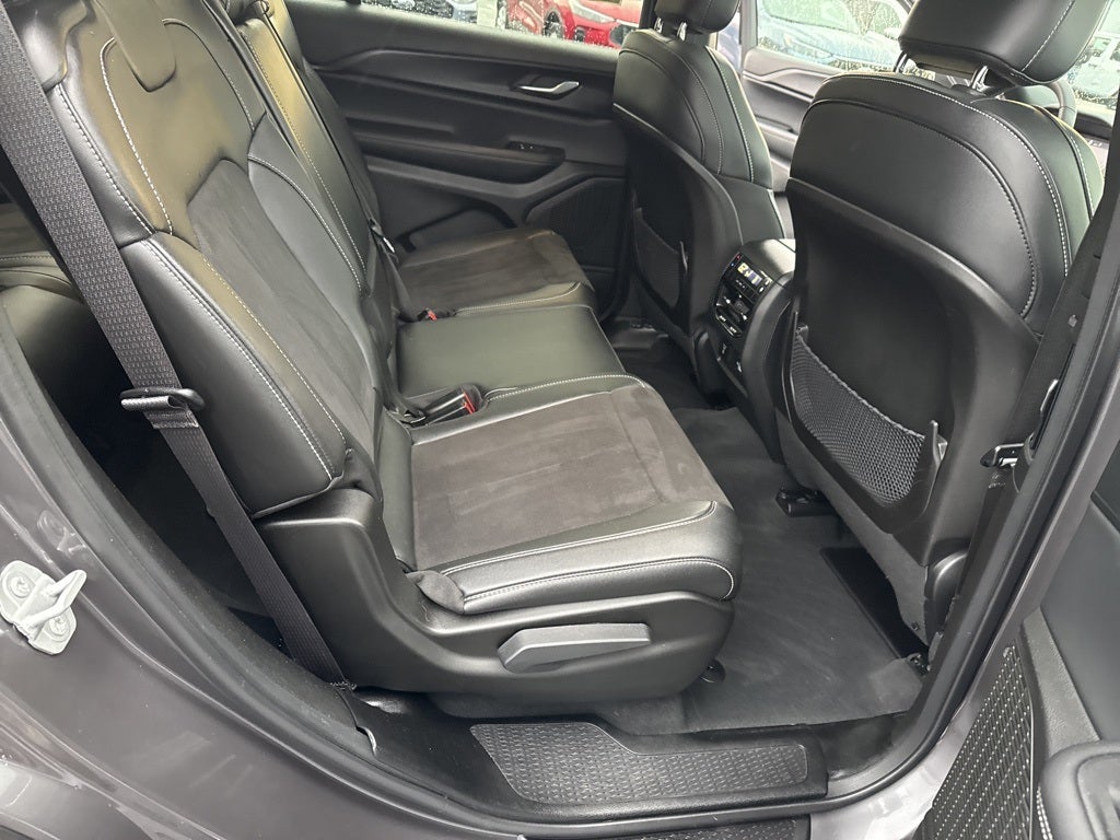 2024 Jeep Grand Cherokee L Altitude X 4x4