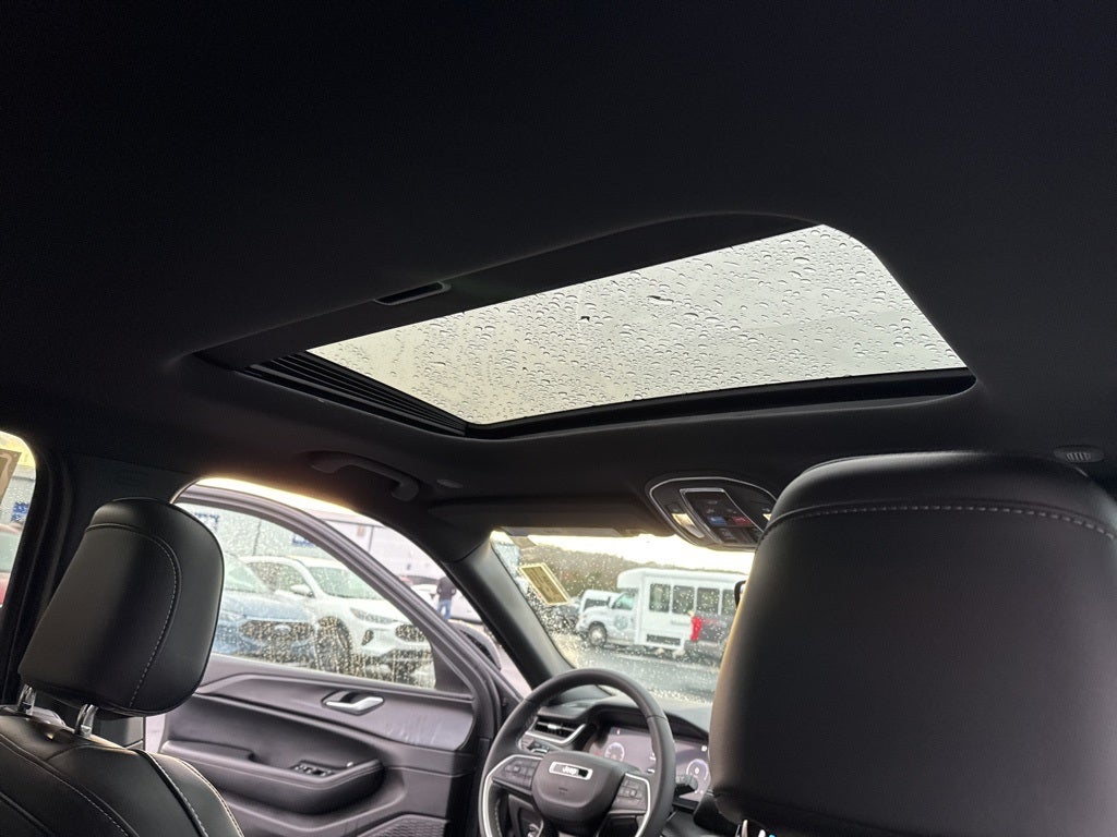 2024 Jeep Grand Cherokee L Altitude X 4x4