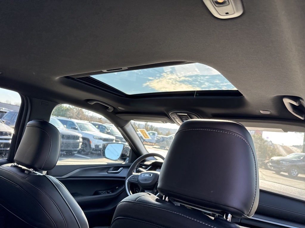 2025 Jeep Grand Cherokee GRAND CHEROKEE L ALTITUDE X 4X4