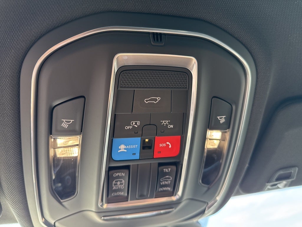 2025 Jeep Grand Cherokee GRAND CHEROKEE L ALTITUDE X 4X4