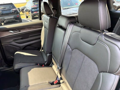 2027 Jeep Grand Cherokee GRAND CHEROKEE L LAREDO ALTITUDE 4X4