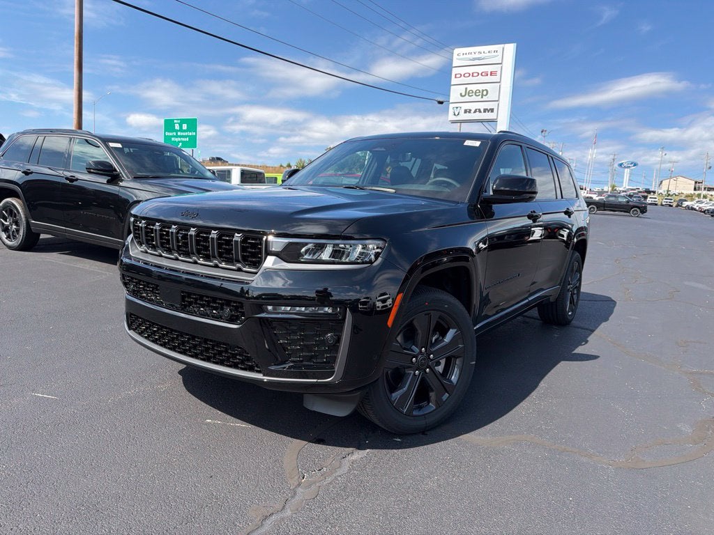 2027 Jeep Grand Cherokee GRAND CHEROKEE L LIMITED RESERVE 4X4