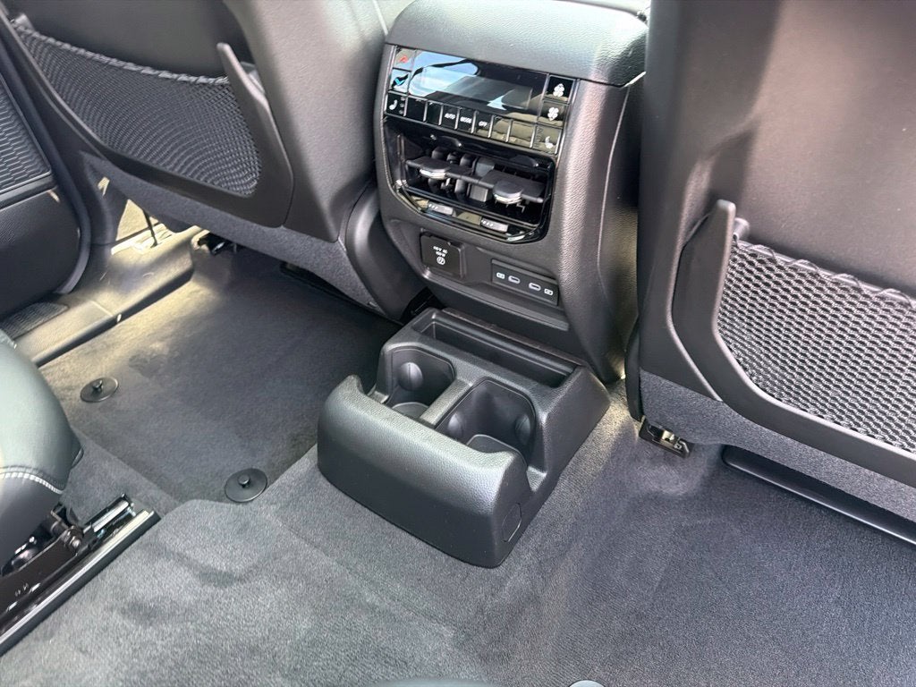 2027 Jeep Grand Cherokee GRAND CHEROKEE L LIMITED RESERVE 4X4