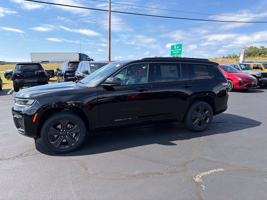 2027 Jeep Grand Cherokee GRAND CHEROKEE L LIMITED RESERVE 4X4
