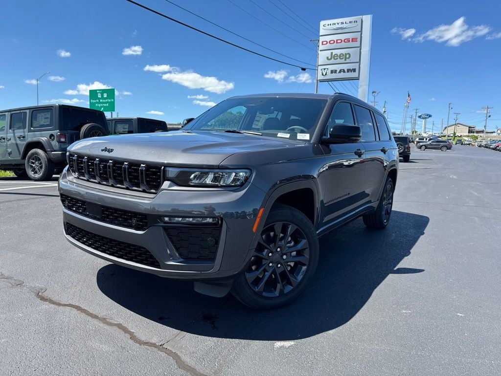 2026 Jeep Grand Cherokee GRAND CHEROKEE L LIMITED RESERVE 4X4