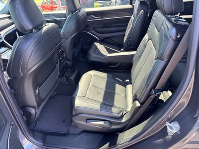 2026 Jeep Grand Cherokee GRAND CHEROKEE L LIMITED RESERVE 4X4