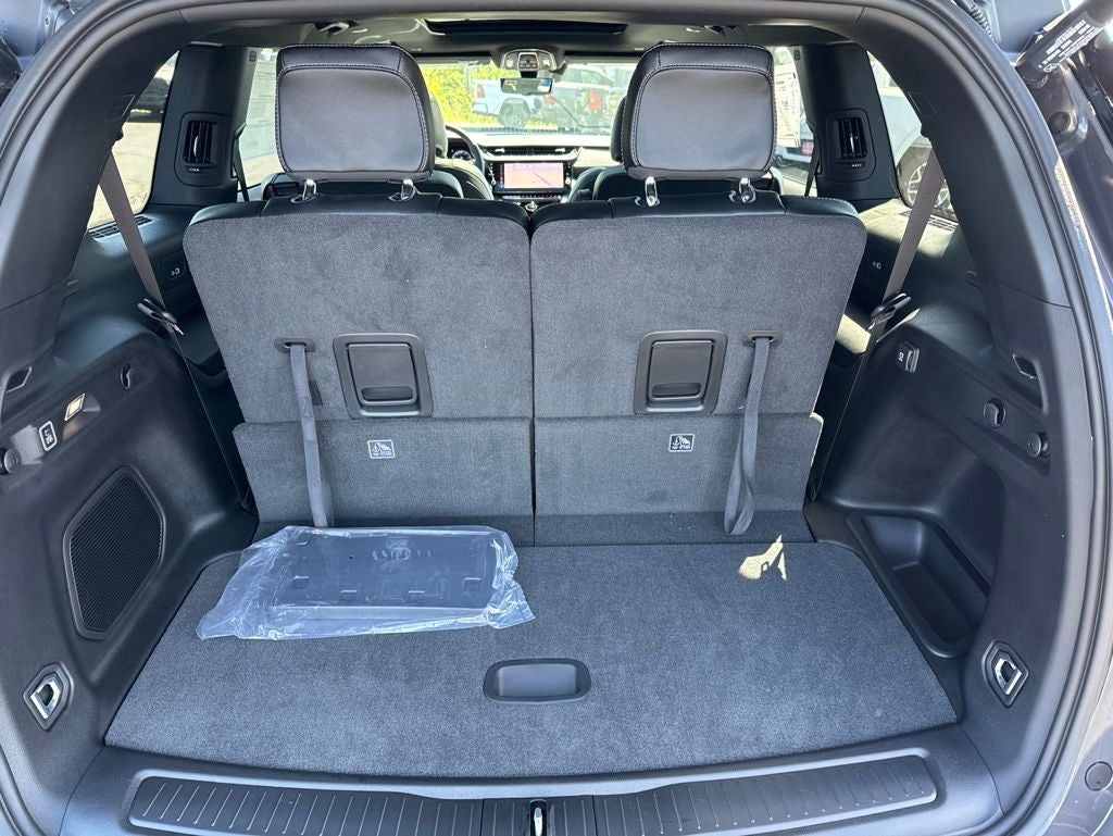 2026 Jeep Grand Cherokee GRAND CHEROKEE L LIMITED RESERVE 4X4