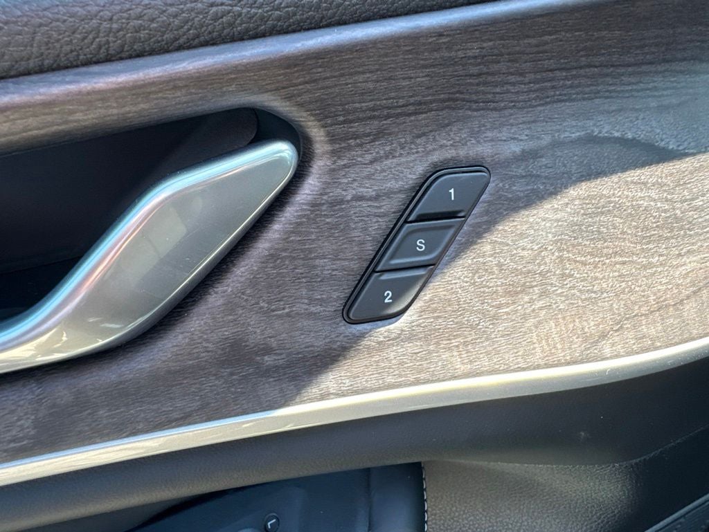 2026 Jeep Grand Cherokee GRAND CHEROKEE L LIMITED RESERVE 4X4