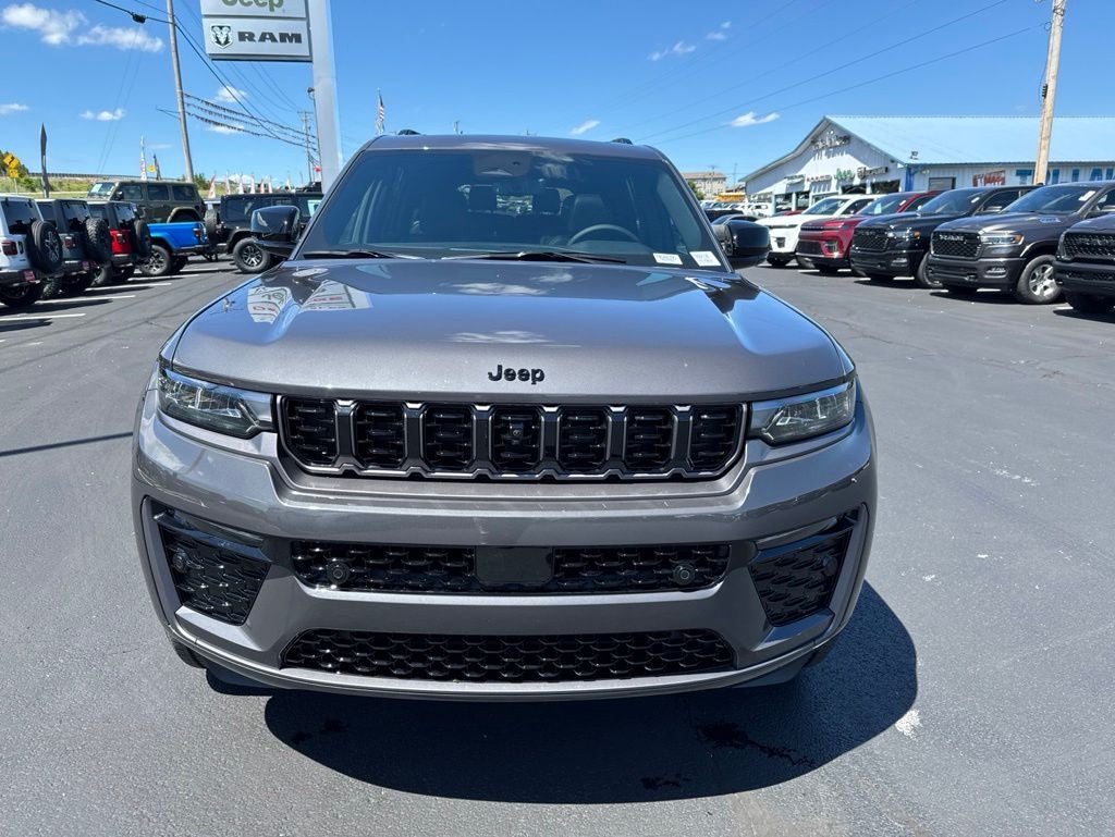 2026 Jeep Grand Cherokee GRAND CHEROKEE L LIMITED RESERVE 4X4
