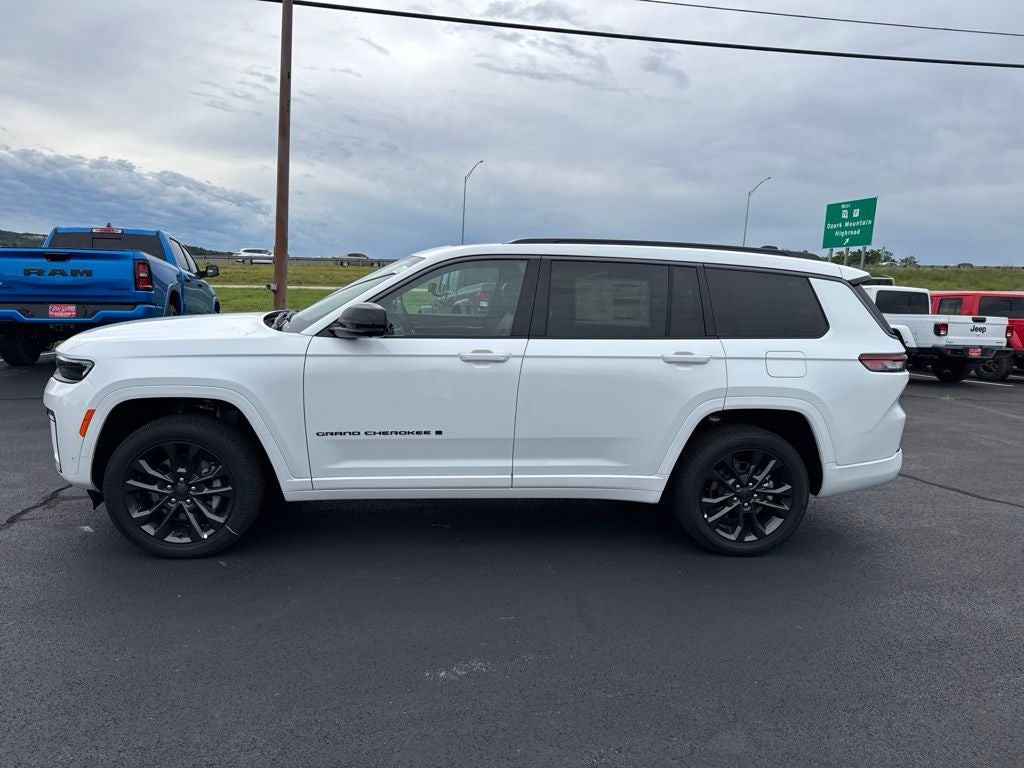 2026 Jeep Grand Cherokee GRAND CHEROKEE L LIMITED RESERVE 4X4