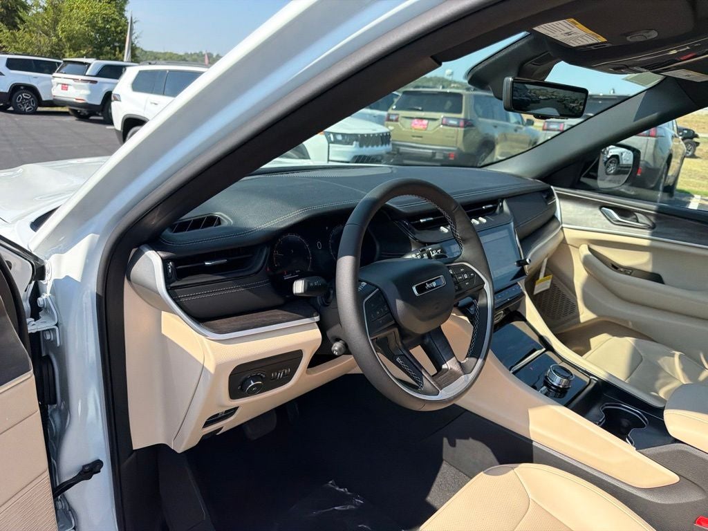 2026 Jeep Grand Cherokee GRAND CHEROKEE L LIMITED 4X4