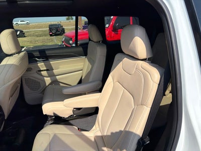 2026 Jeep Grand Cherokee GRAND CHEROKEE L LIMITED 4X4
