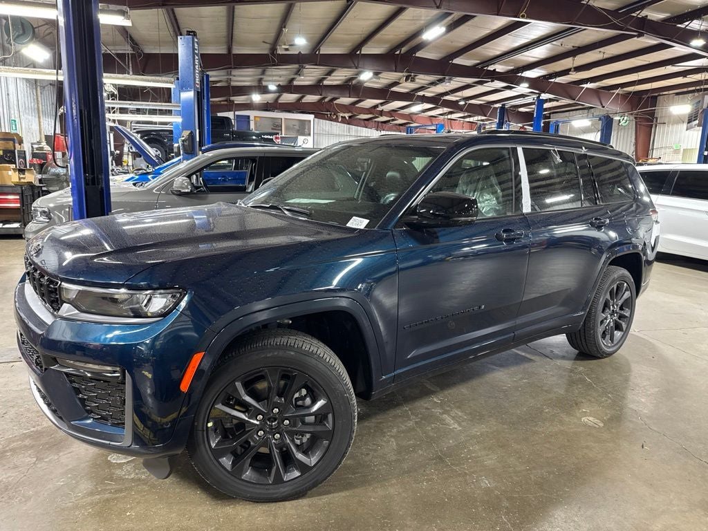 2026 Jeep Grand Cherokee GRAND CHEROKEE L LIMITED RESERVE 4X4