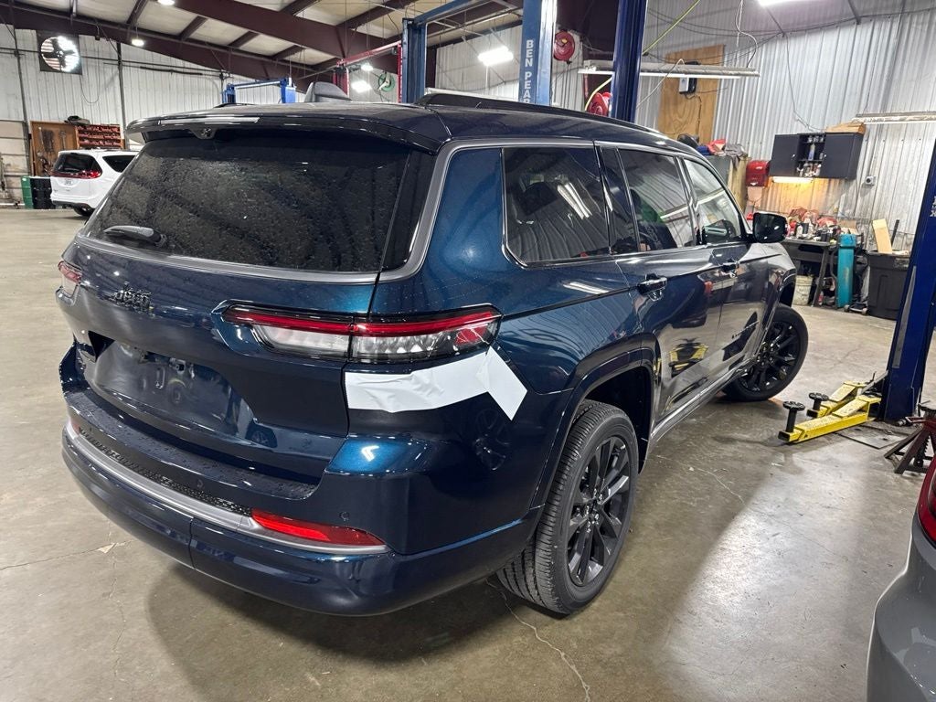 2026 Jeep Grand Cherokee GRAND CHEROKEE L LIMITED RESERVE 4X4