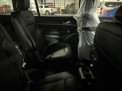 2026 Jeep Grand Cherokee GRAND CHEROKEE L LIMITED RESERVE 4X4