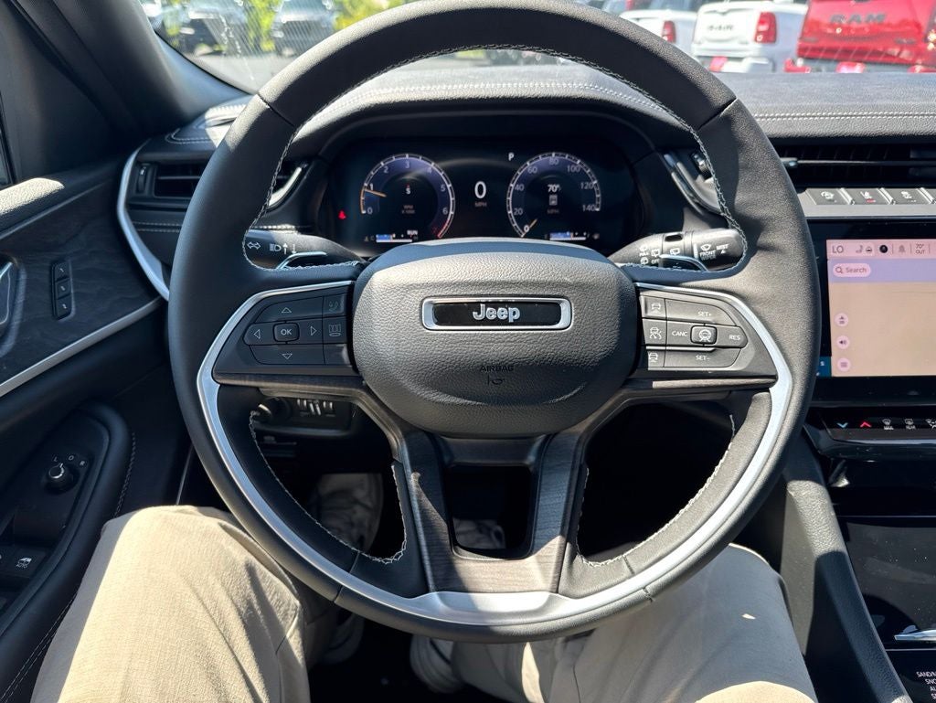 2026 Jeep Grand Cherokee GRAND CHEROKEE L LIMITED 4X4