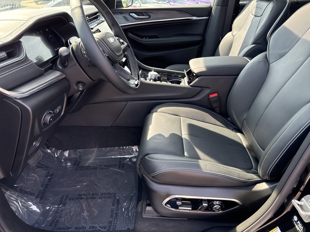 2024 Jeep Grand Cherokee GRAND CHEROKEE L OVERLAND 4X4