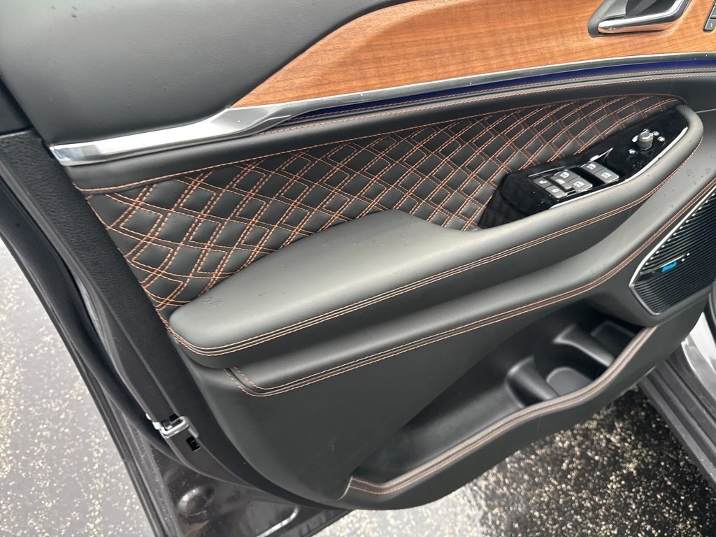 2025 Jeep Grand Cherokee GRAND CHEROKEE L SUMMIT RESERVE 4X4