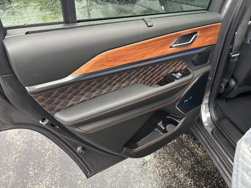 2025 Jeep Grand Cherokee GRAND CHEROKEE L SUMMIT RESERVE 4X4