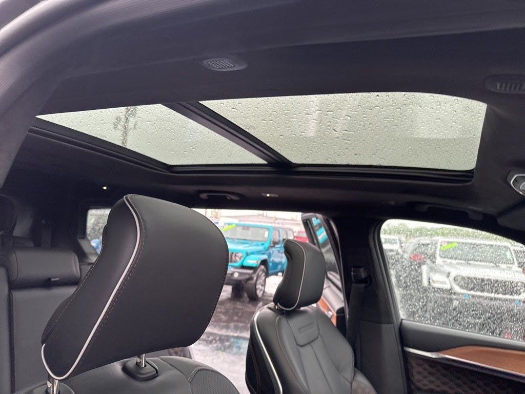 2025 Jeep Grand Cherokee GRAND CHEROKEE L SUMMIT RESERVE 4X4