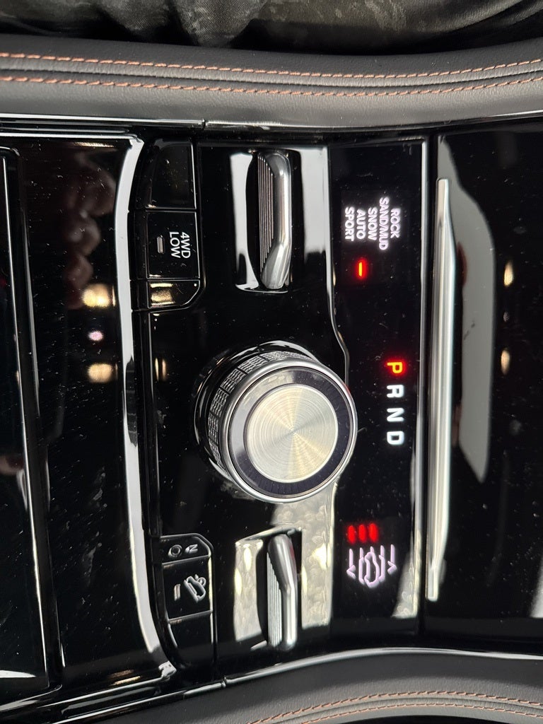 2025 Jeep Grand Cherokee GRAND CHEROKEE L SUMMIT RESERVE 4X4