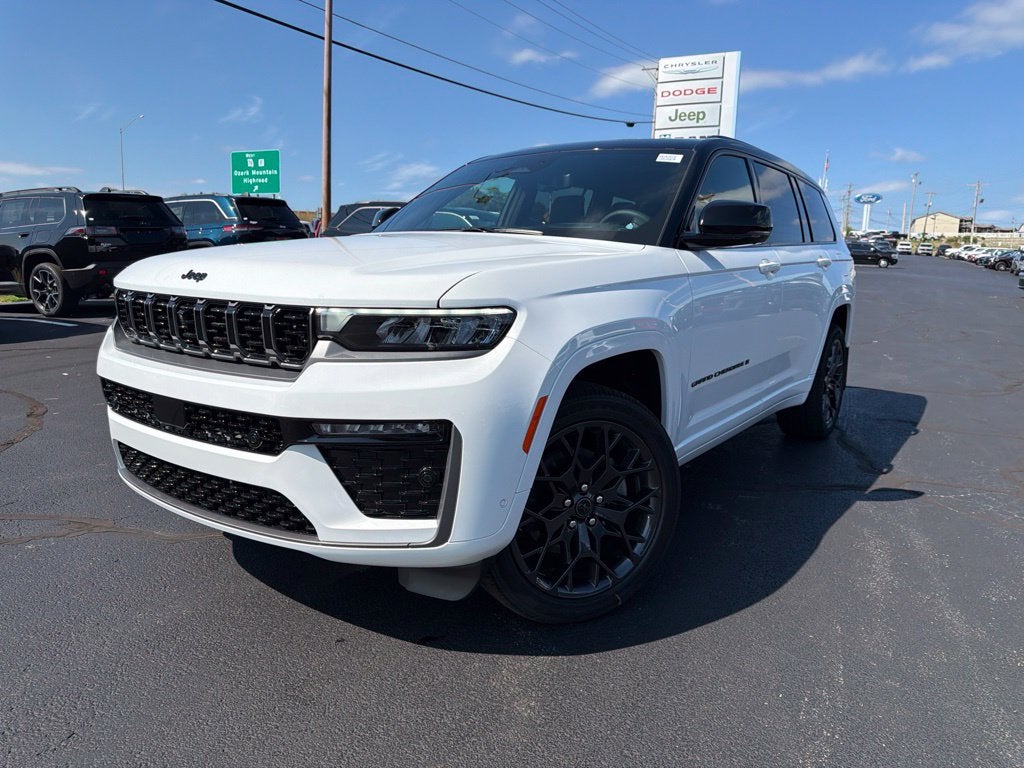2027 Jeep Grand Cherokee GRAND CHEROKEE L SUMMIT 4X4