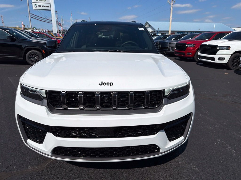 2027 Jeep Grand Cherokee GRAND CHEROKEE L SUMMIT 4X4