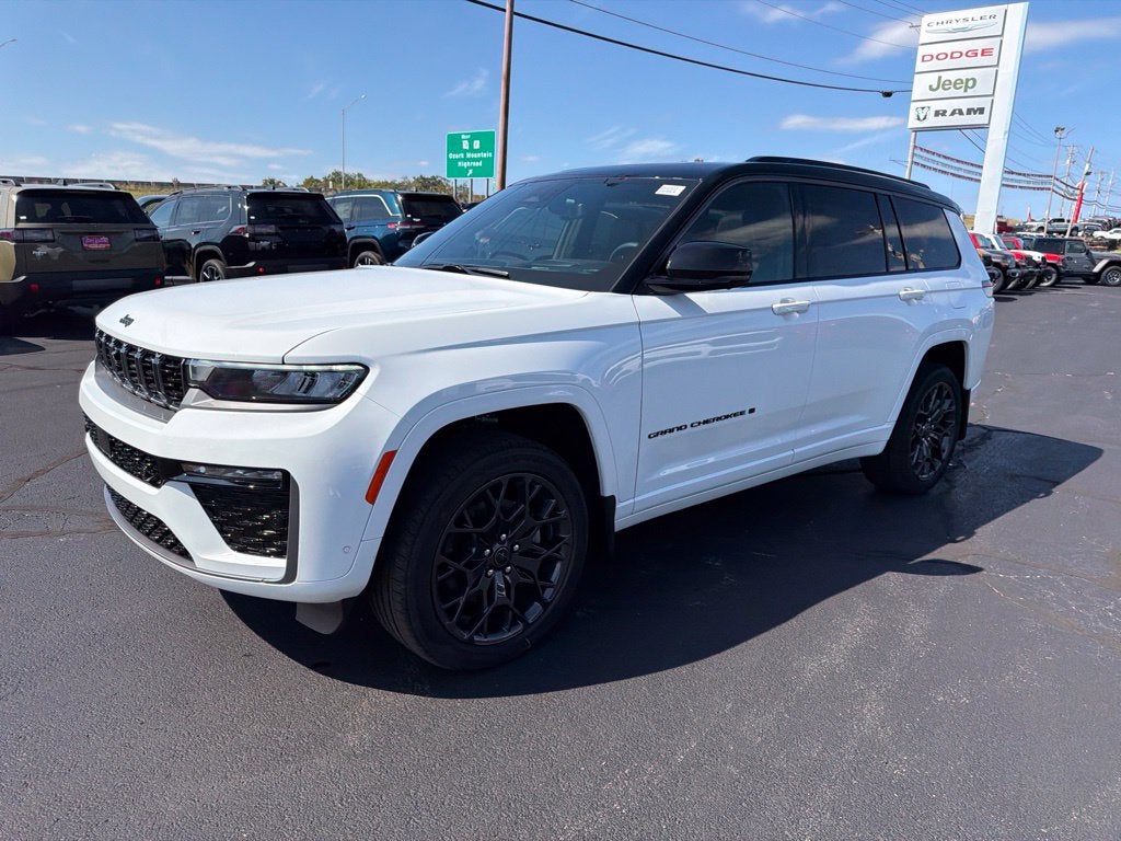 2027 Jeep Grand Cherokee GRAND CHEROKEE L SUMMIT 4X4