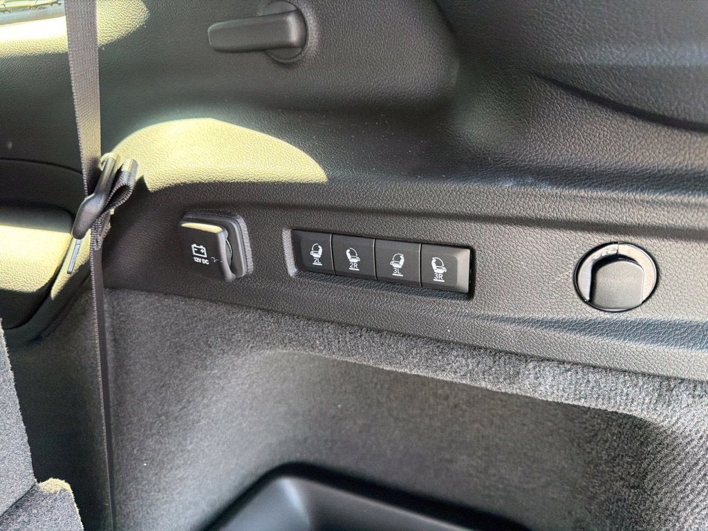 2027 Jeep Grand Cherokee GRAND CHEROKEE L SUMMIT 4X4