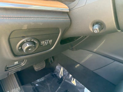 2027 Jeep Grand Cherokee GRAND CHEROKEE L SUMMIT 4X4