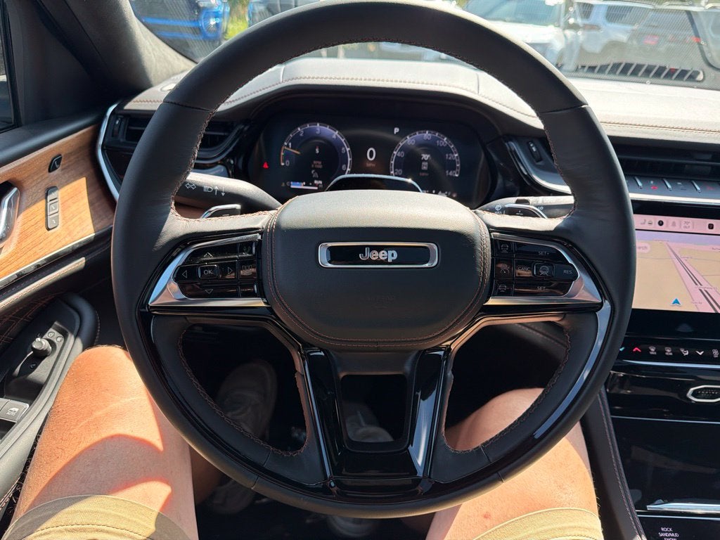 2027 Jeep Grand Cherokee GRAND CHEROKEE L SUMMIT 4X4