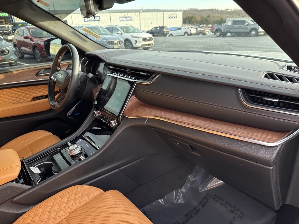 2023 Jeep Grand Cherokee L Summit 4x4