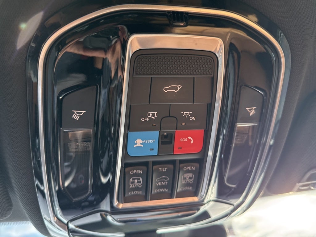 2023 Jeep Grand Cherokee L Summit 4x4