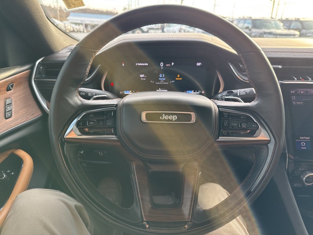 2023 Jeep Grand Cherokee L Summit 4x4