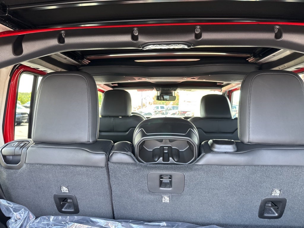 2025 Jeep Wrangler WRANGLER 4-DOOR RUBICON 392