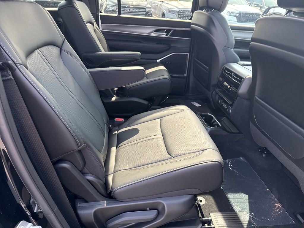 2026 Jeep Grand Wagoneer GRAND WAGONEER L 4X4