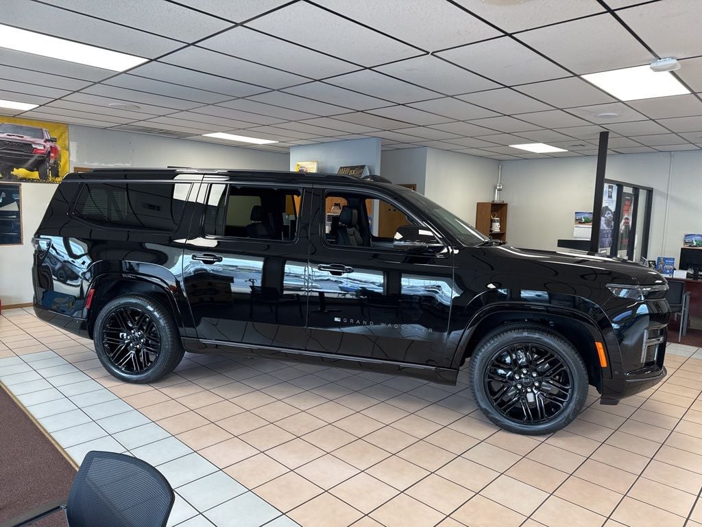 2026 Jeep Grand Wagoneer GRAND WAGONEER L LIMITED RESERVE 4X4