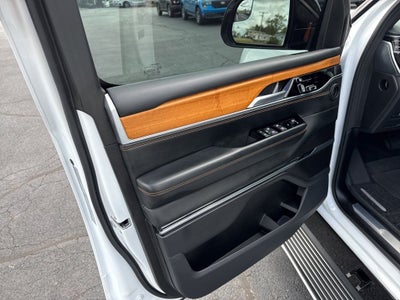 2024 Jeep Grand Wagoneer L Series III 4x4