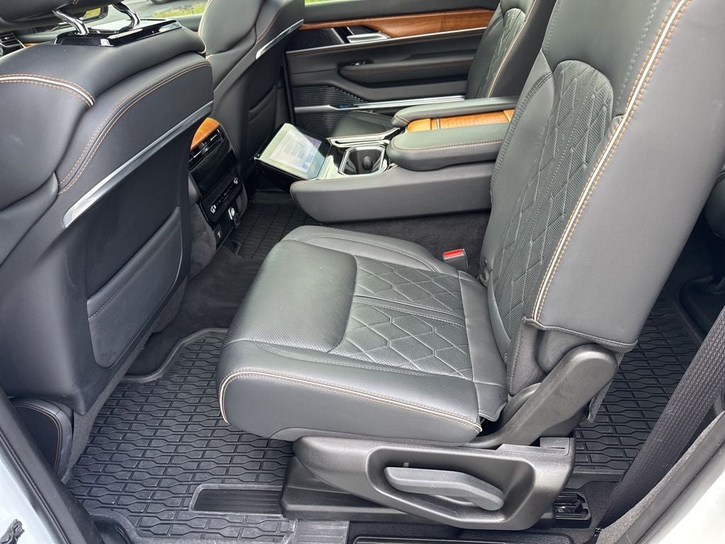 2024 Jeep Grand Wagoneer L Series III 4x4