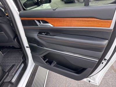 2024 Jeep Grand Wagoneer L Series III 4x4