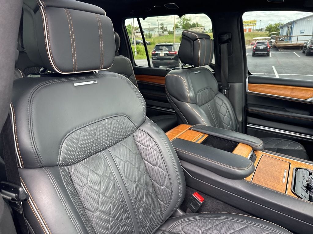 2024 Jeep Grand Wagoneer L Series III 4x4