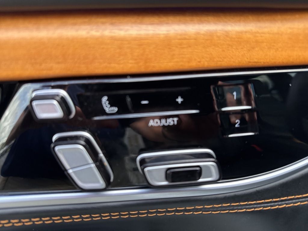 2024 Jeep Grand Wagoneer L Series III 4x4