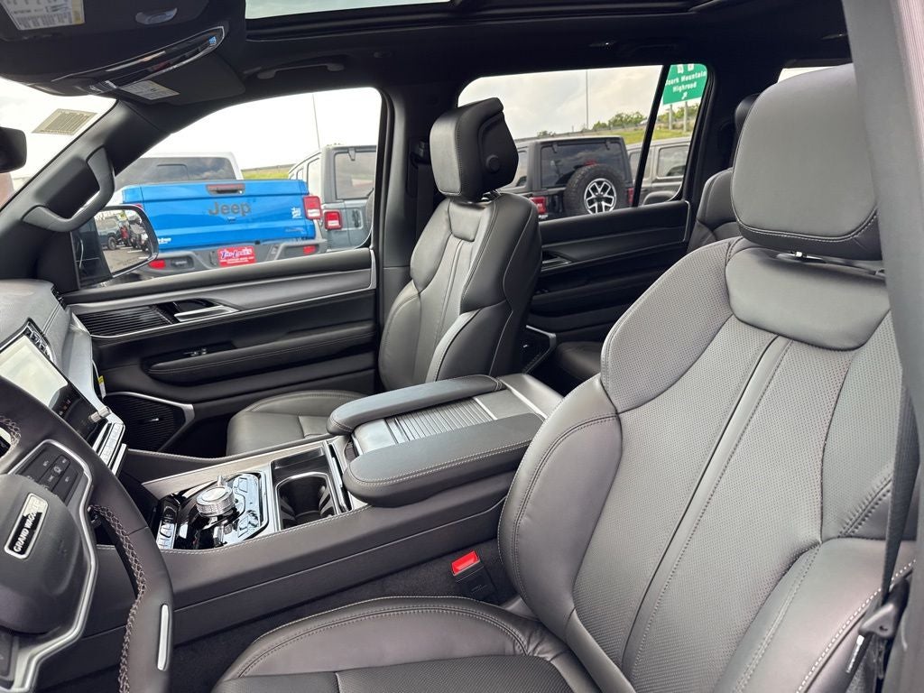 2026 Jeep Grand Wagoneer GRAND WAGONEER UPLAND 4X4