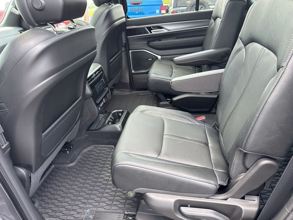 2026 Jeep Grand Wagoneer GRAND WAGONEER UPLAND 4X4