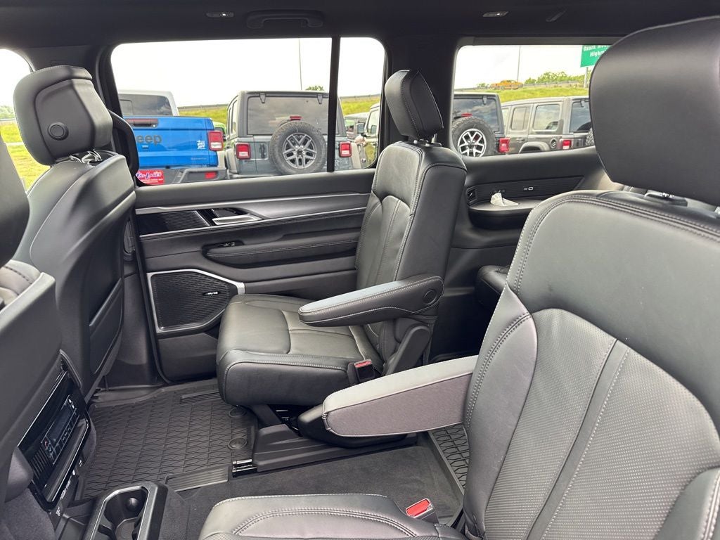 2026 Jeep Grand Wagoneer GRAND WAGONEER UPLAND 4X4