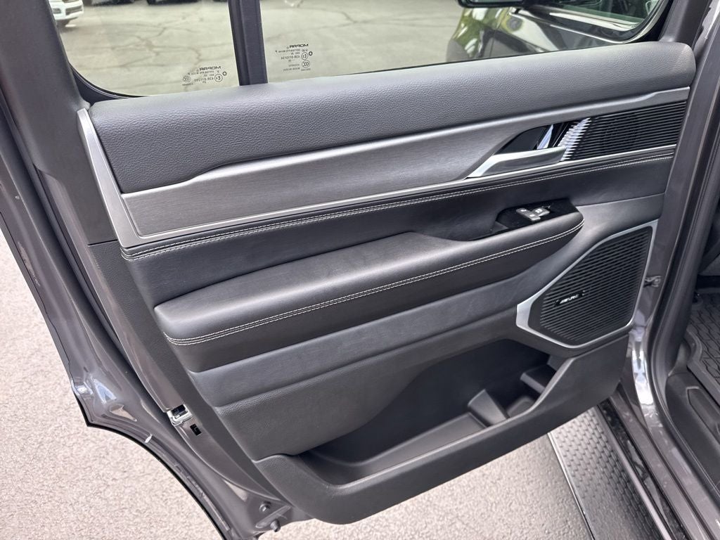 2026 Jeep Grand Wagoneer GRAND WAGONEER UPLAND 4X4