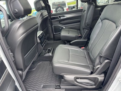 2026 Jeep Grand Wagoneer GRAND WAGONEER UPLAND 4X4